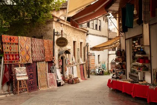 Antalya Bazaar and Işıklar Caddesi
