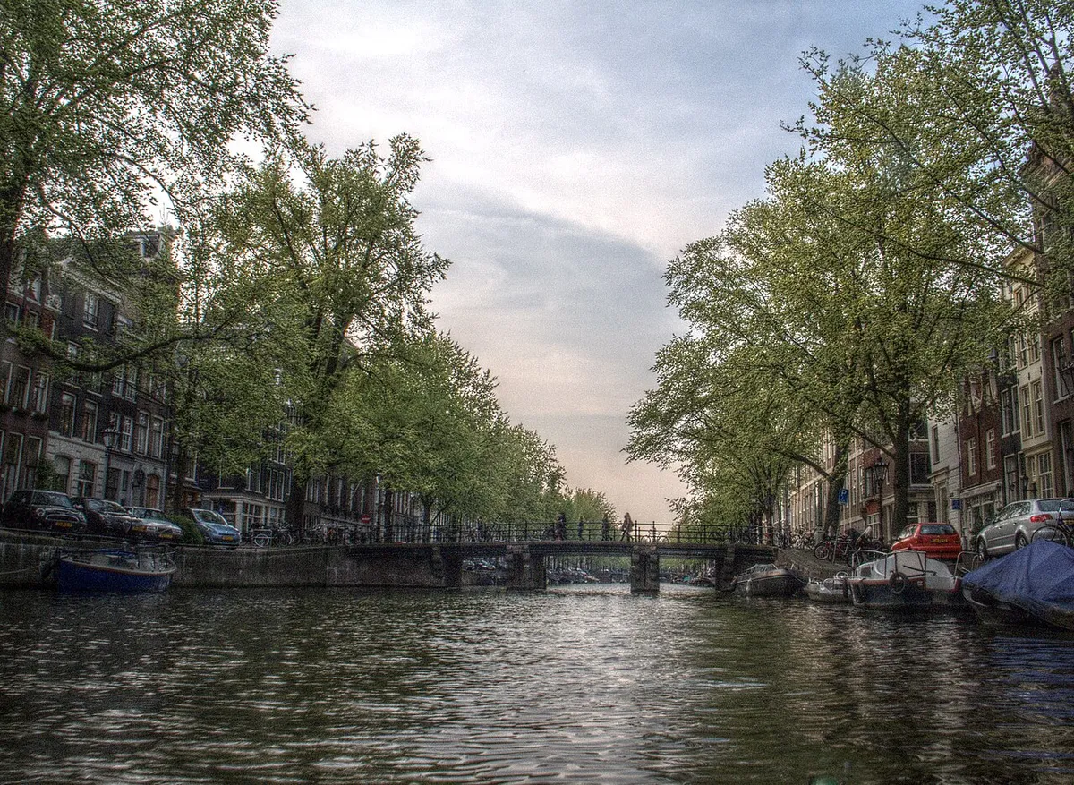 De Negen Straatjes (The Nine Streets)