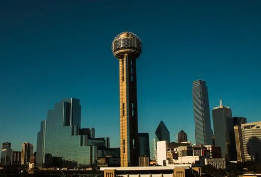 Dallas Farmers Market and Bishop Arts District