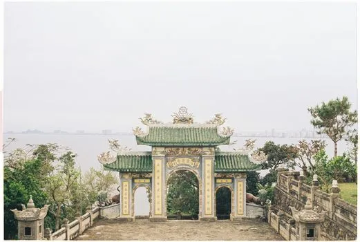 Non Nuoc Stone Carving Village